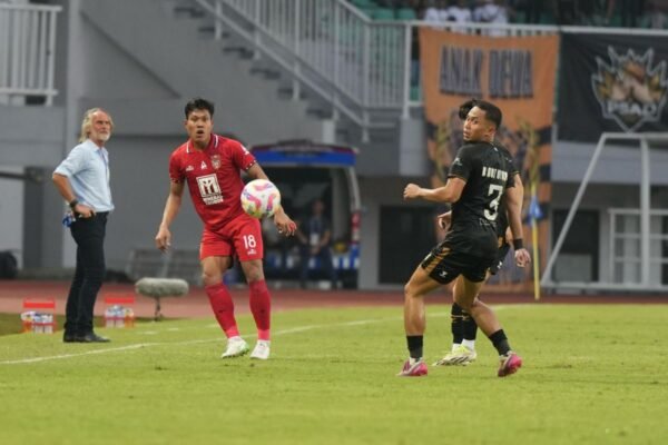 Pelatih Mencatat Kemenangan Dewa United Hasil dari Strategi yang Dipersiapkan dengan Matang