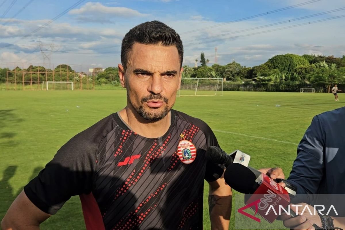 Pelatih Persija Sanjung Semangat Kerja Rayhan Hannan