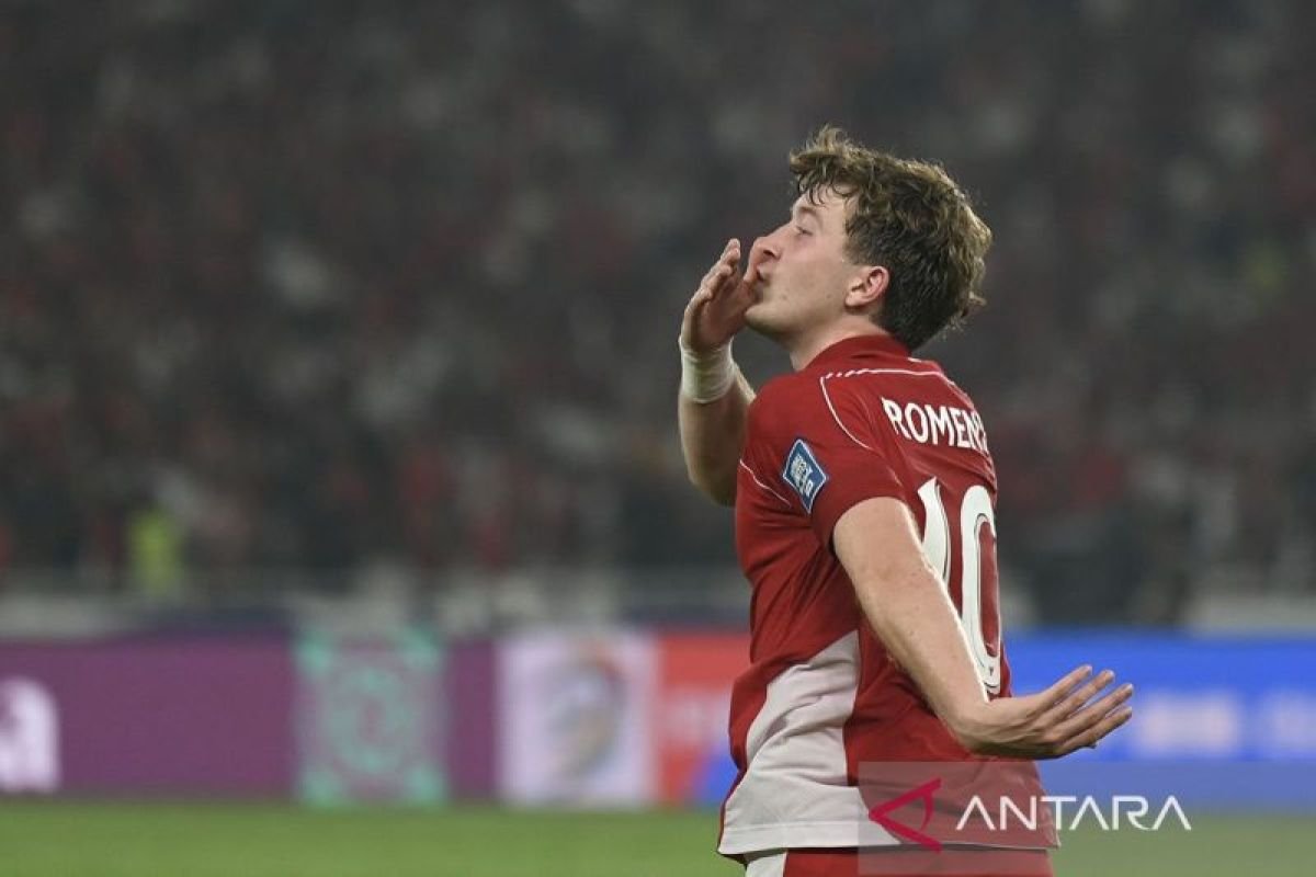 Penalti Ole Romeny Membawa Indonesia Unggul atas China di Paruh Pertama